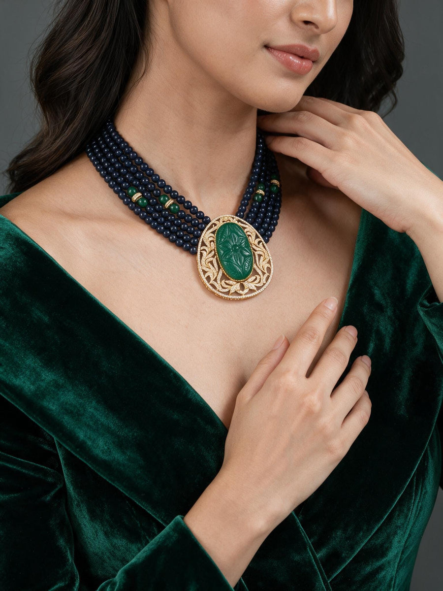 Vaara Necklace Set