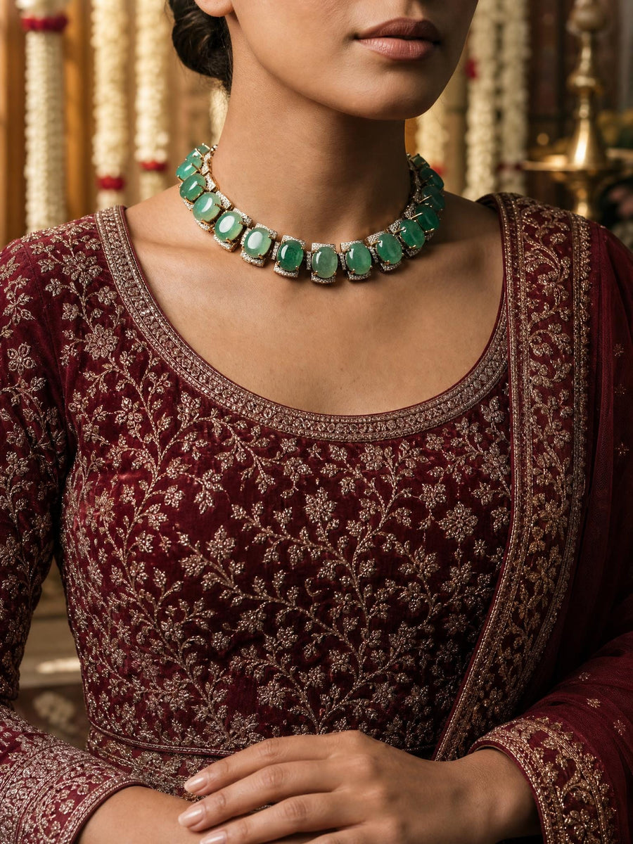 Devani Short Necklace Set
