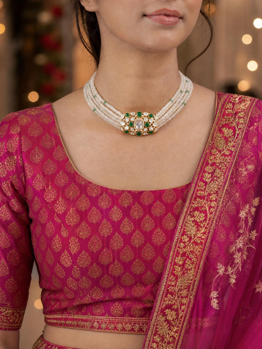 Vaina Necklace Set