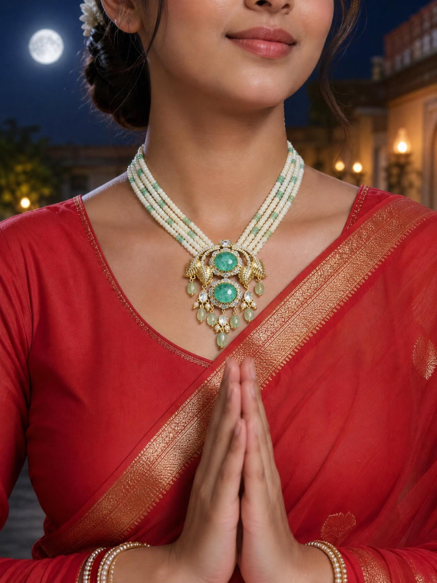 Eshani Necklace Set