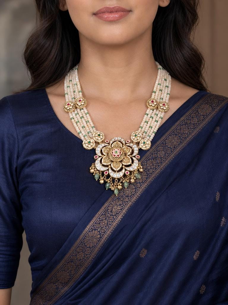 Zaina Necklace Set