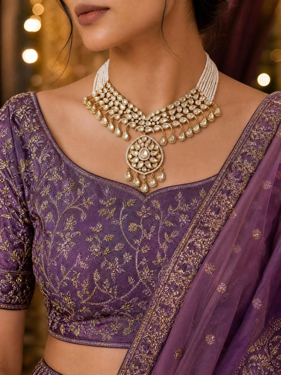 Tanishaya Necklace Set
