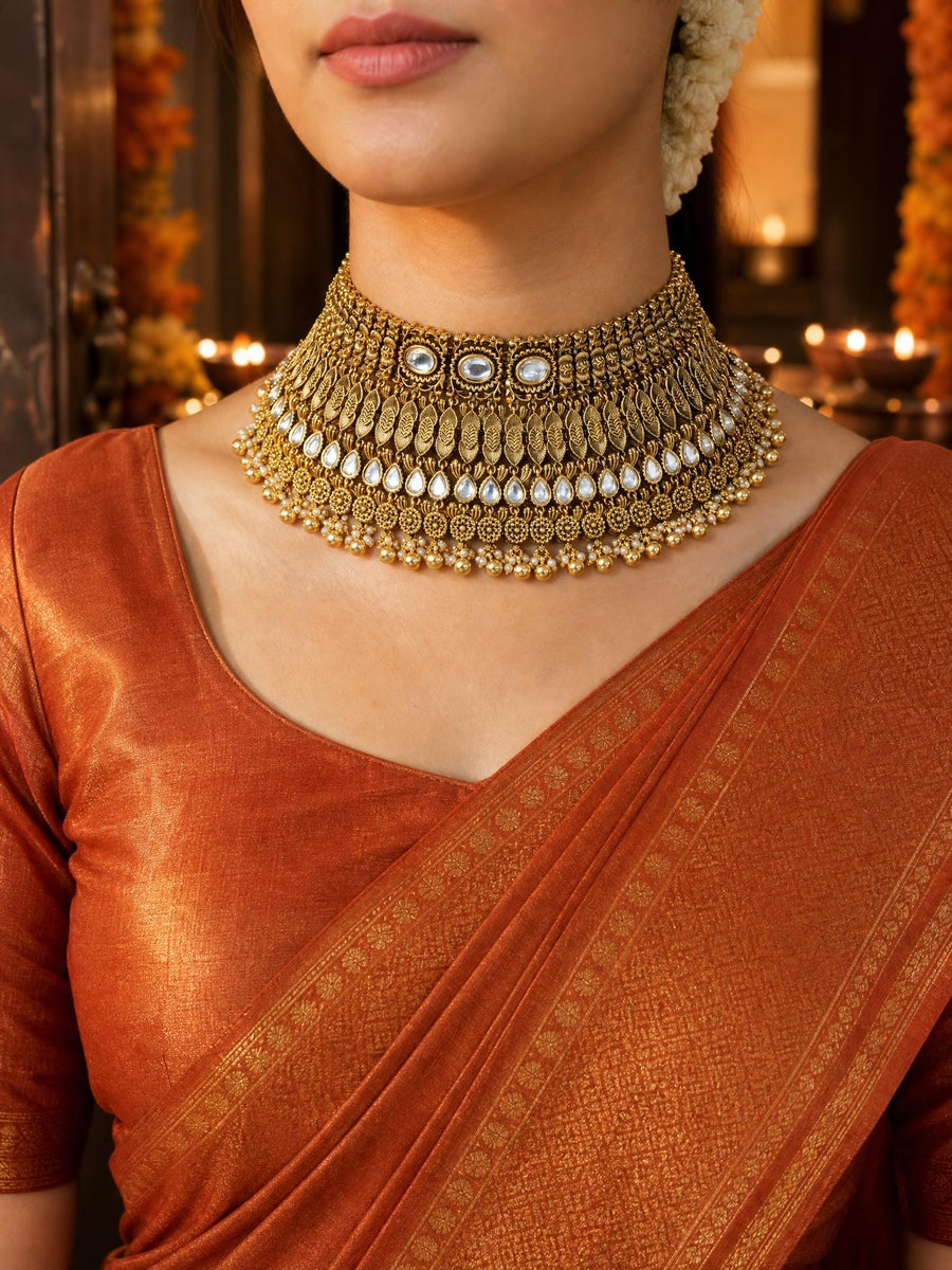 Zavya Necklace Set