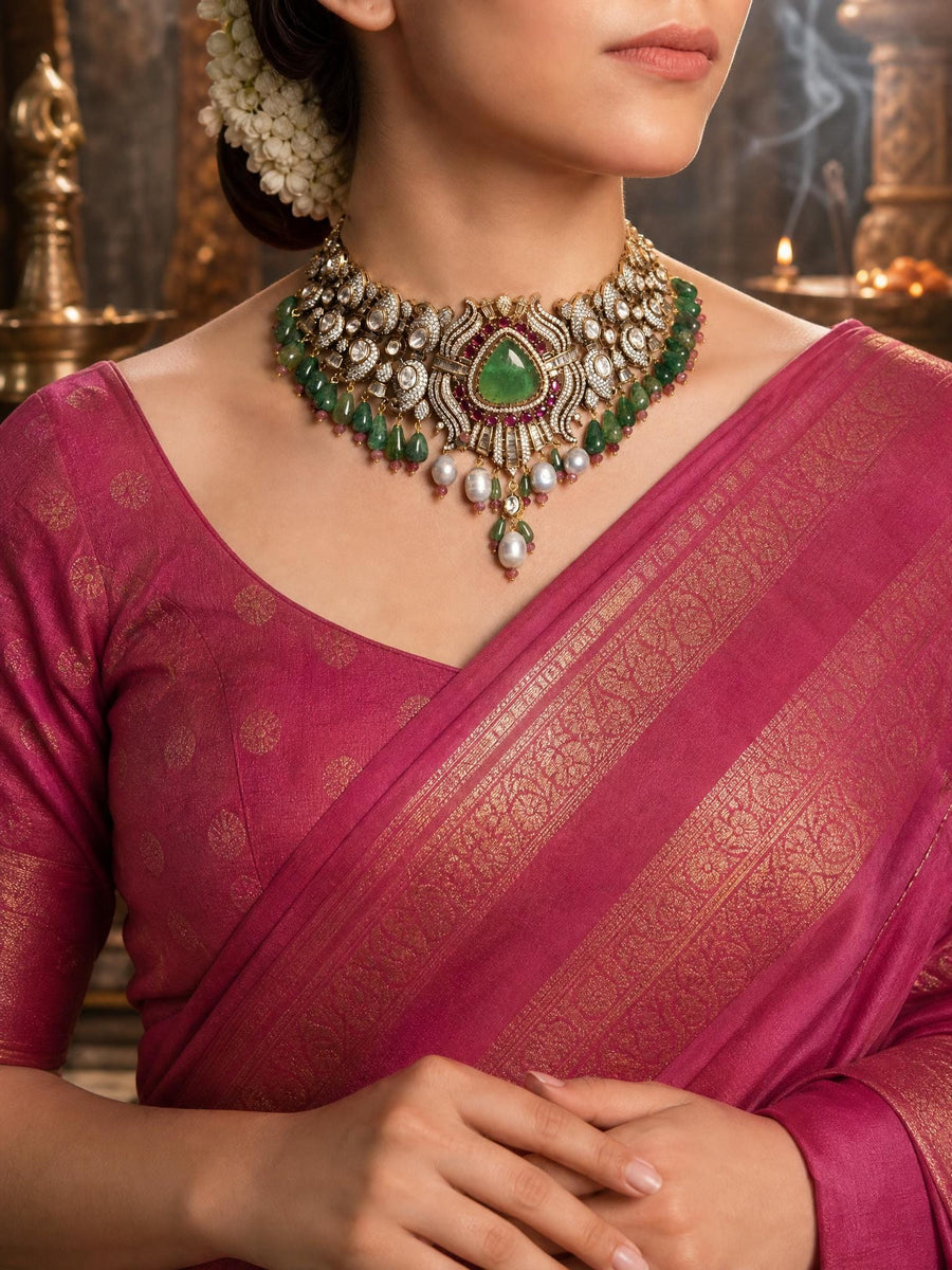 Chinmaya Necklace Set