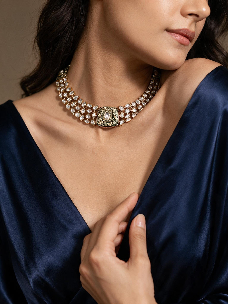 Opulent Golden-Green Choker Necklace Set