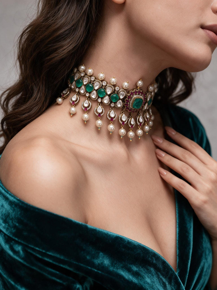 Liora Choker Set