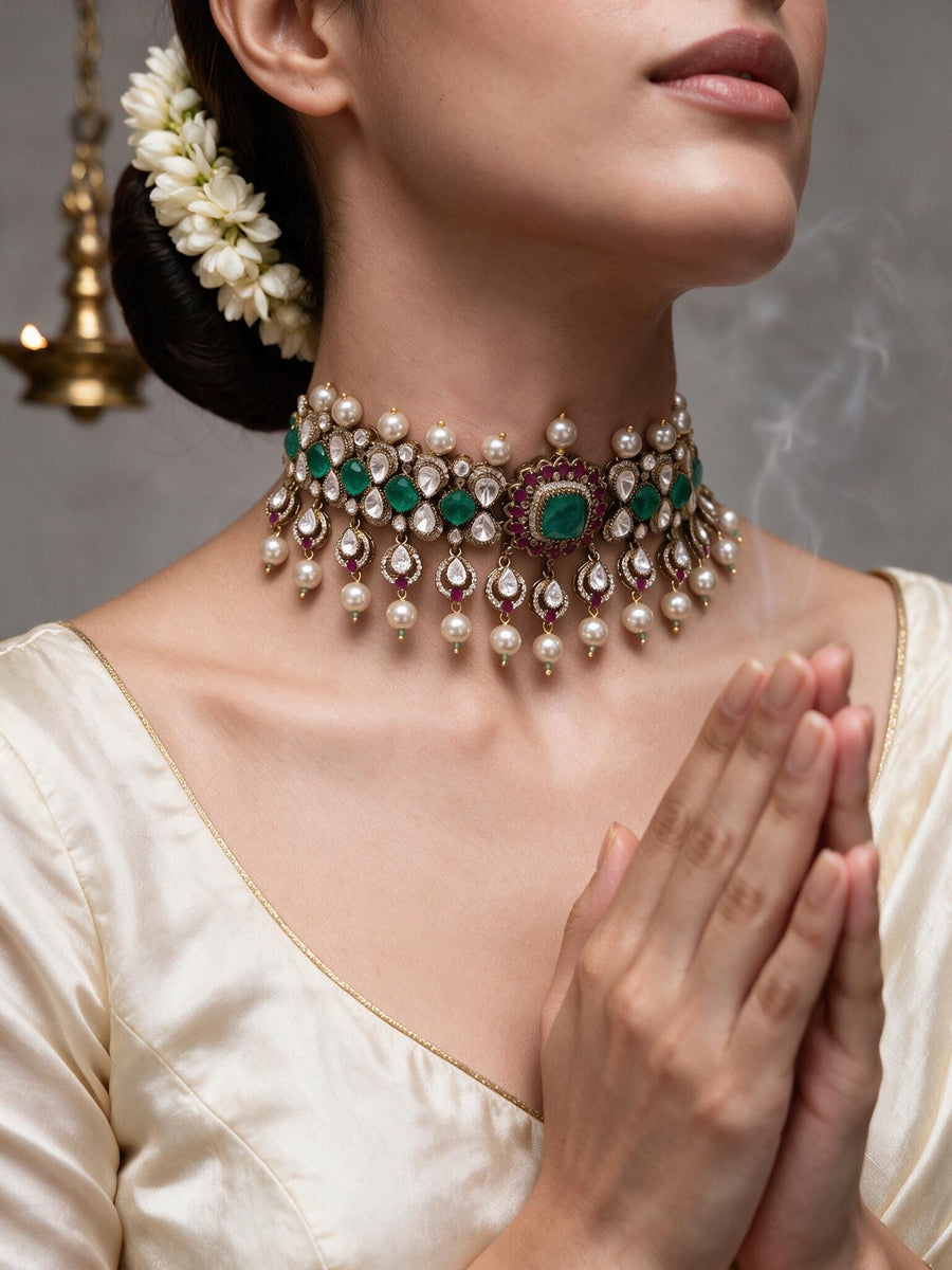 Liora Choker Set