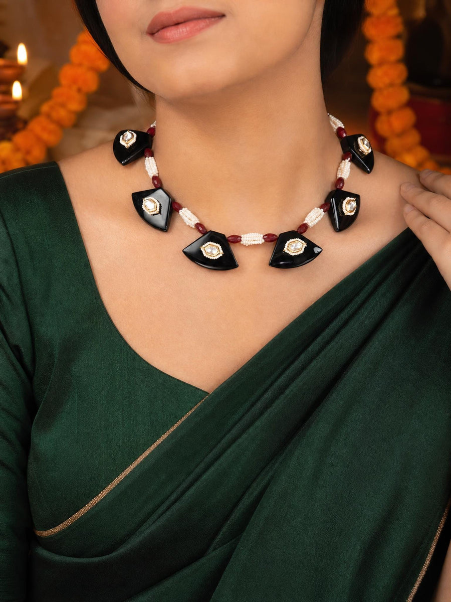 Meyvaya Necklace