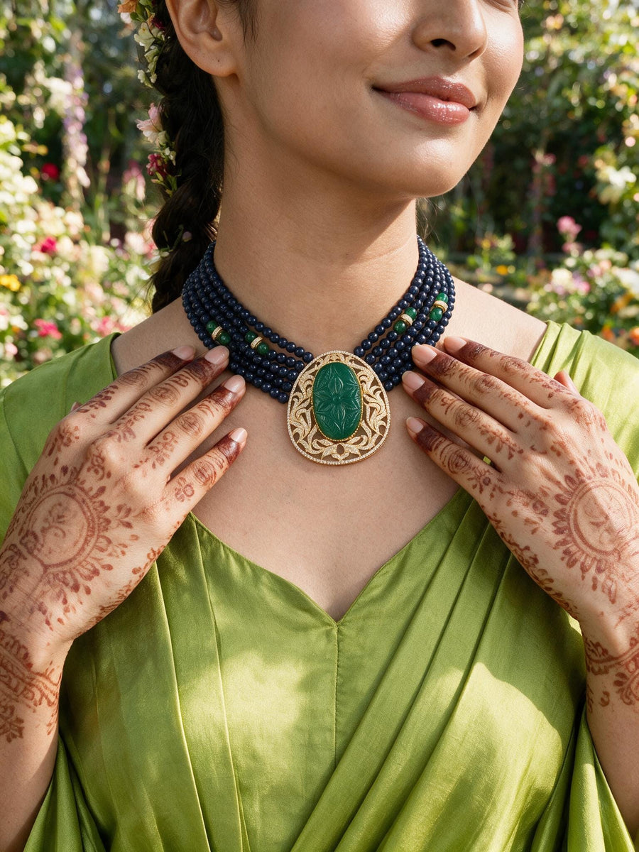 Vaara Necklace Set