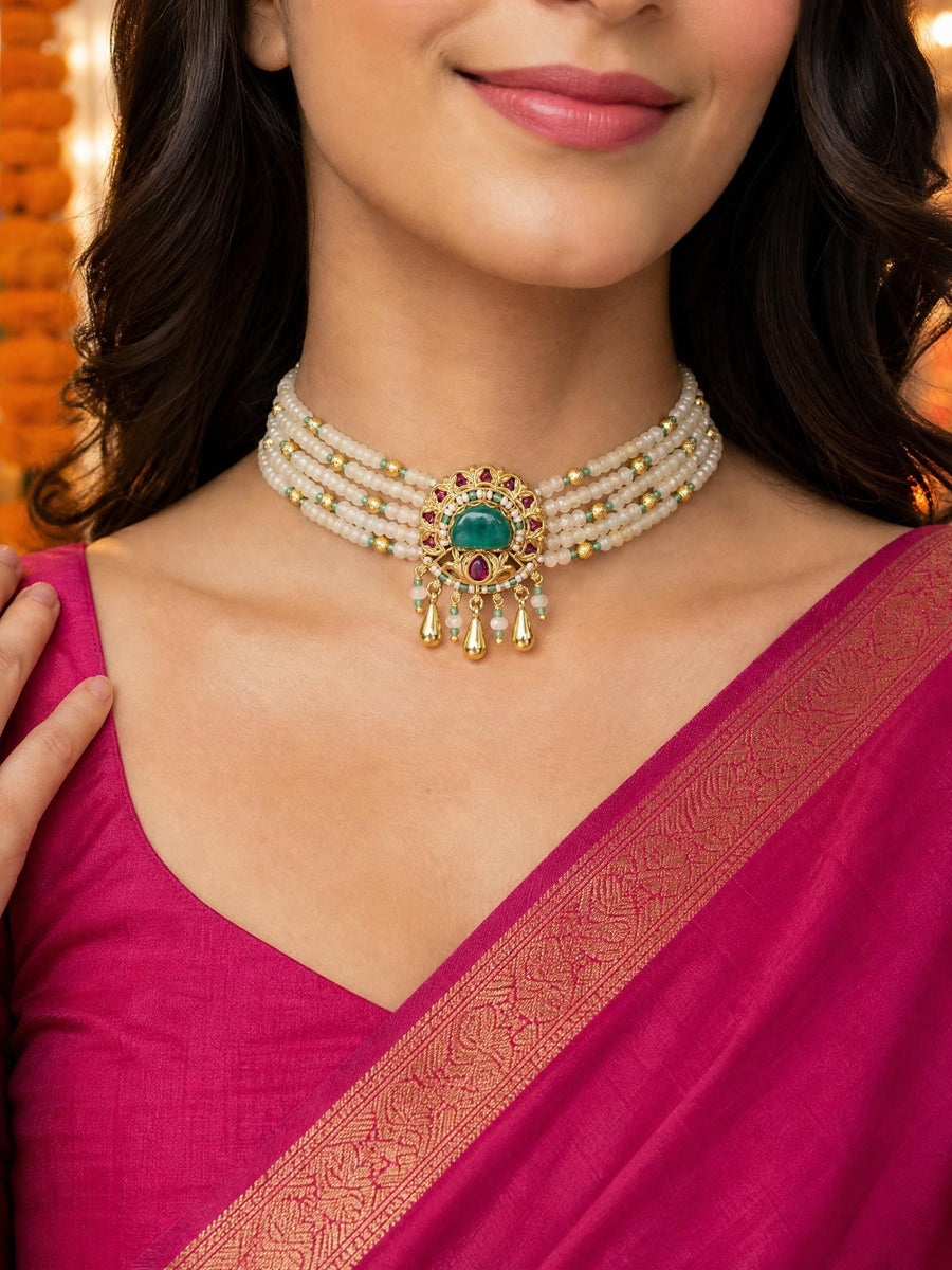 Aaeha Necklace Set