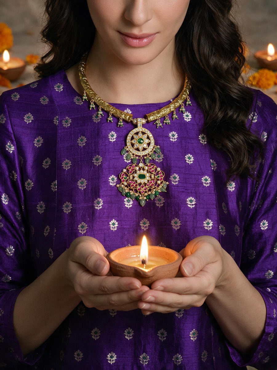Regal Saaz Heritage Pendant Set
