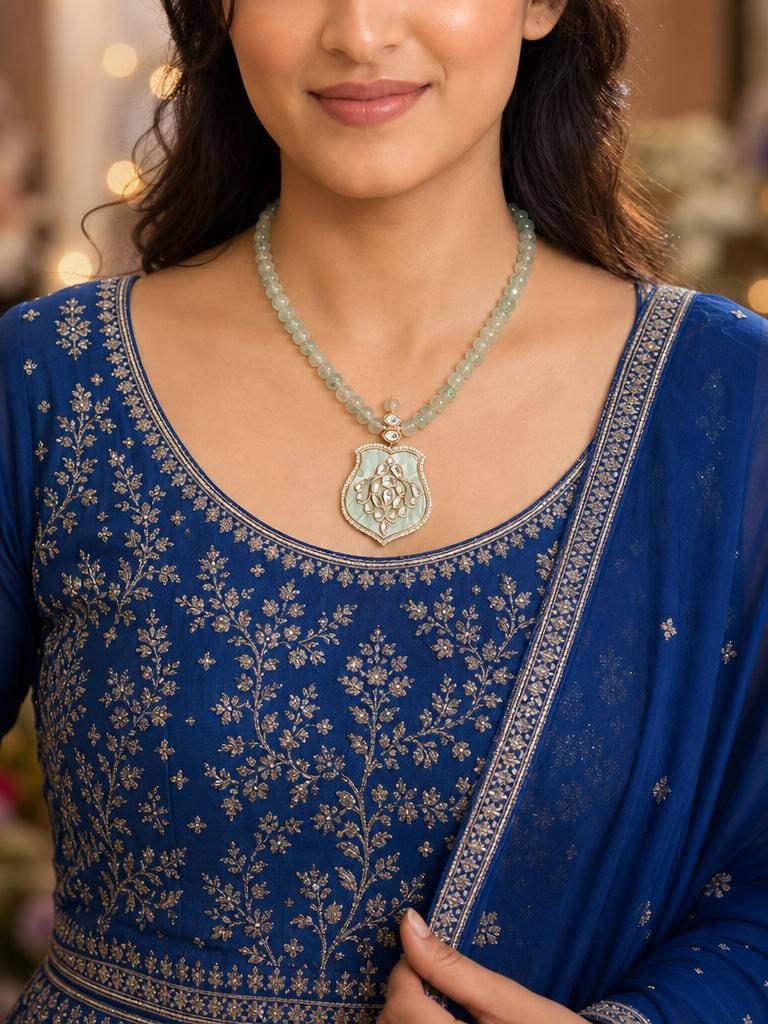 Green Bead Pendant Necklace Set