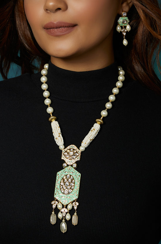 Load image into Gallery viewer, Green Enamelled And White Pearl Necklace Set - Joules by Radhika
