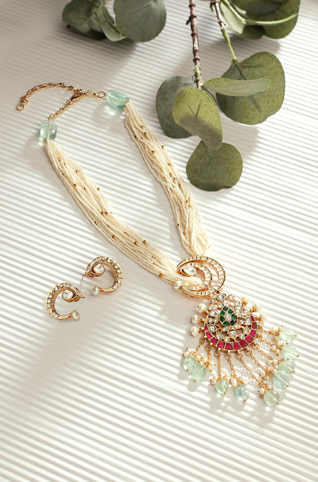 Load image into Gallery viewer, Pearl And Gold Tone Polki Necklace Set - Joules by Radhika
