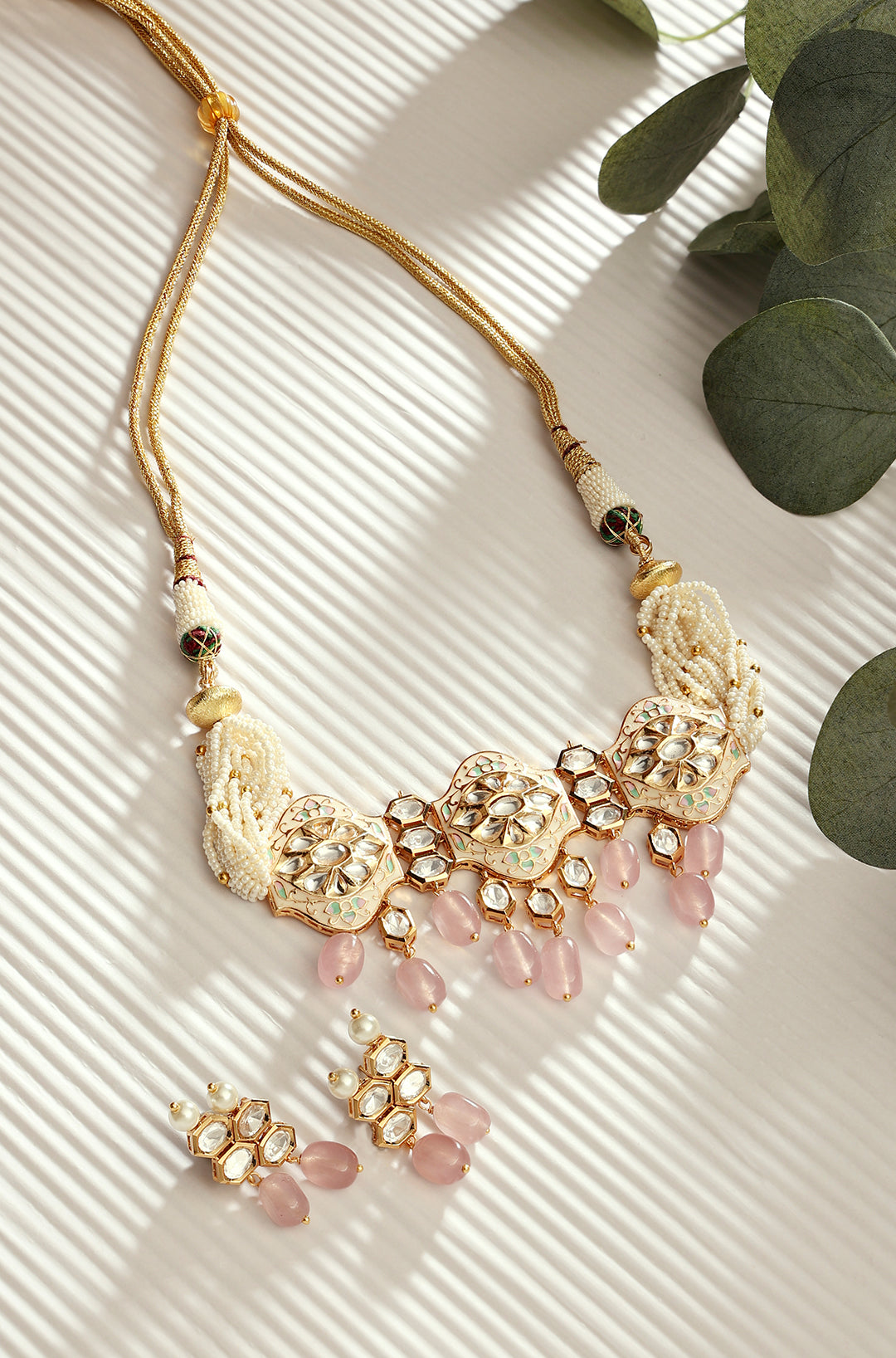 Load image into Gallery viewer, Kundan Polki Pearly Antique Choker Set - Joules by Radhika
