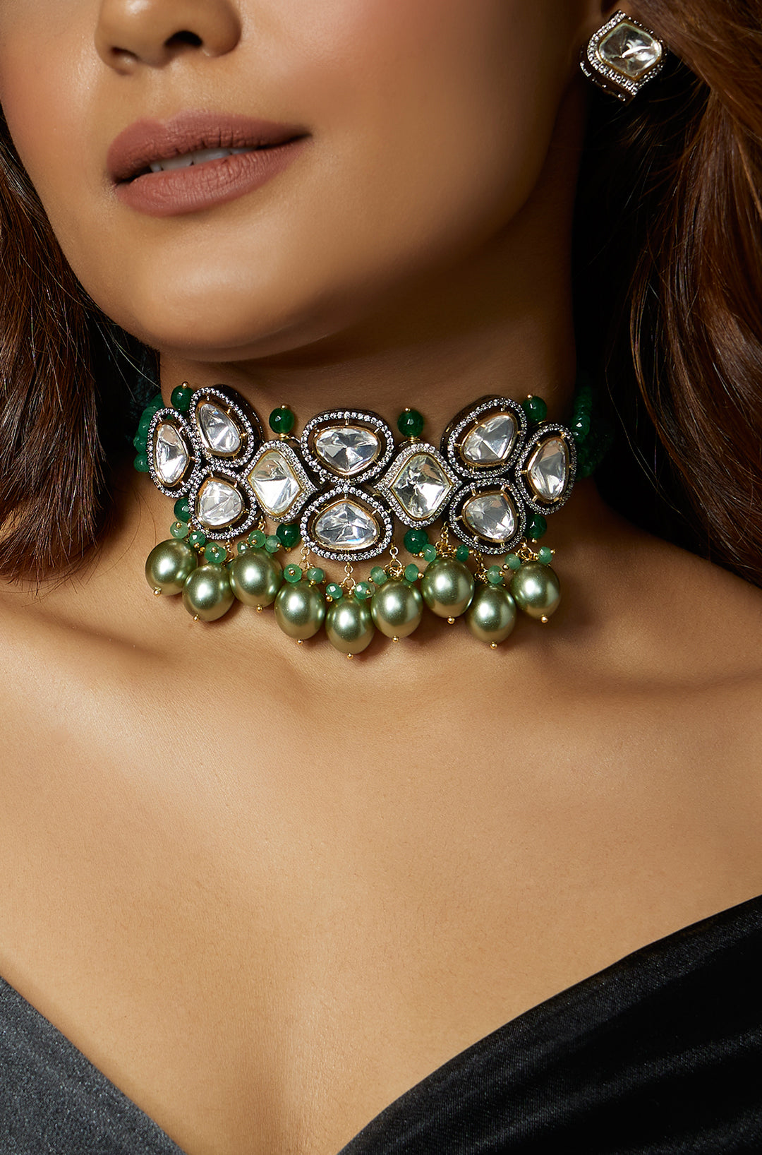 Load image into Gallery viewer, Green Antique Polki Necklace Set - Joules by Radhika
