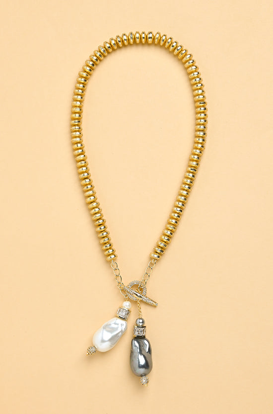 Load image into Gallery viewer, Gold Toggle twin pearl lariat
