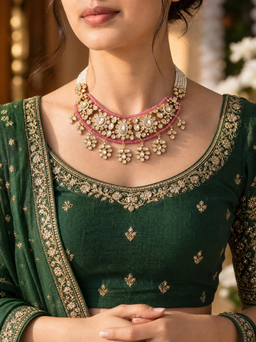 Vayesha Necklace Set