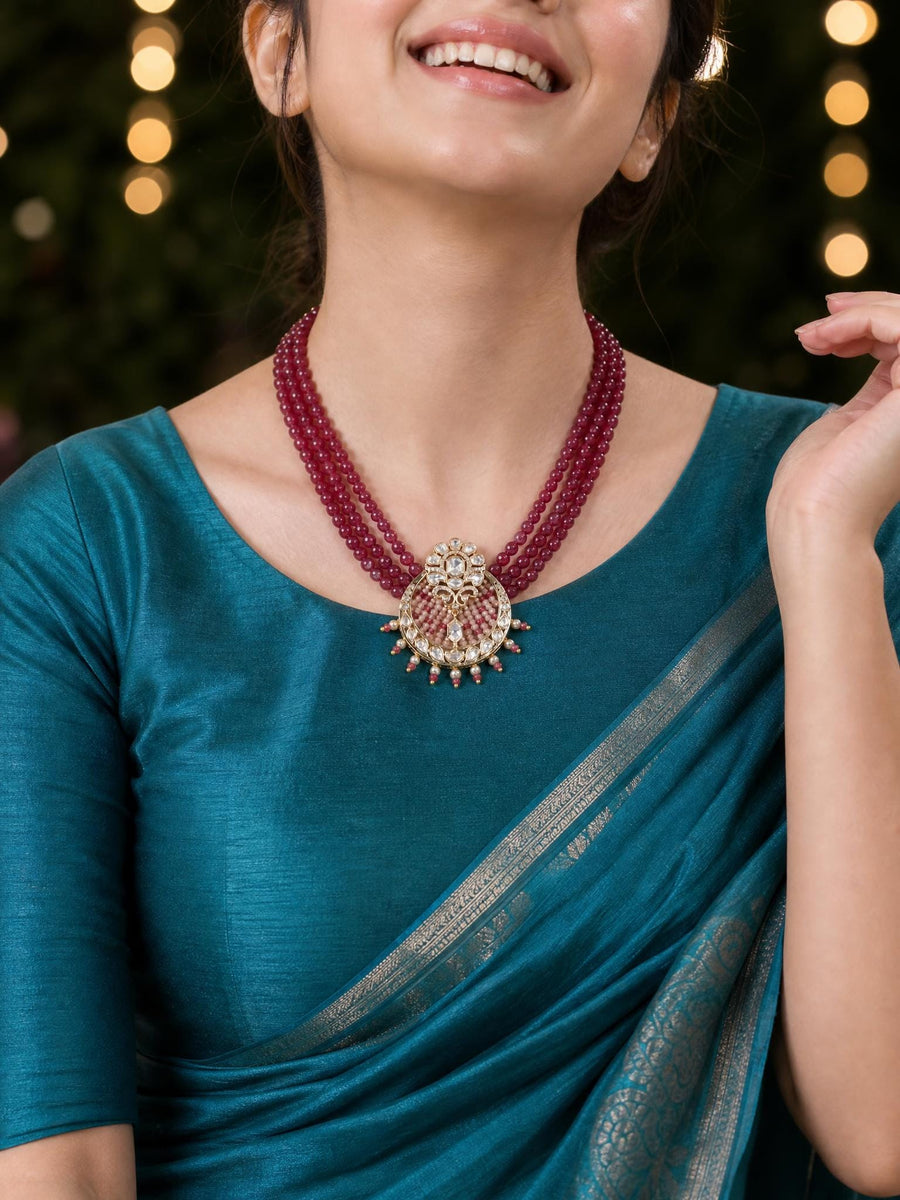 Zaavi Necklace Set