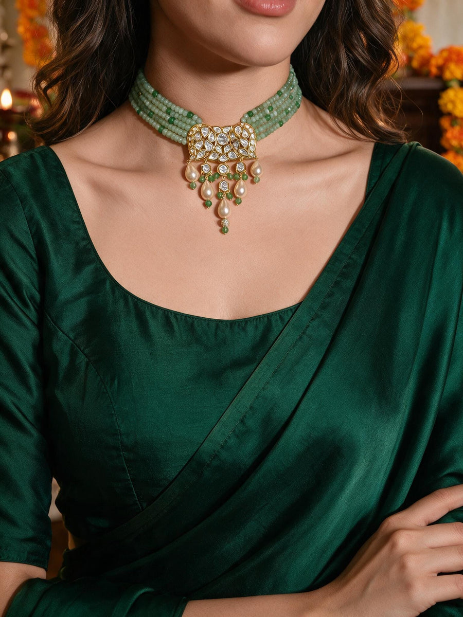 Chic Choker With Earrings