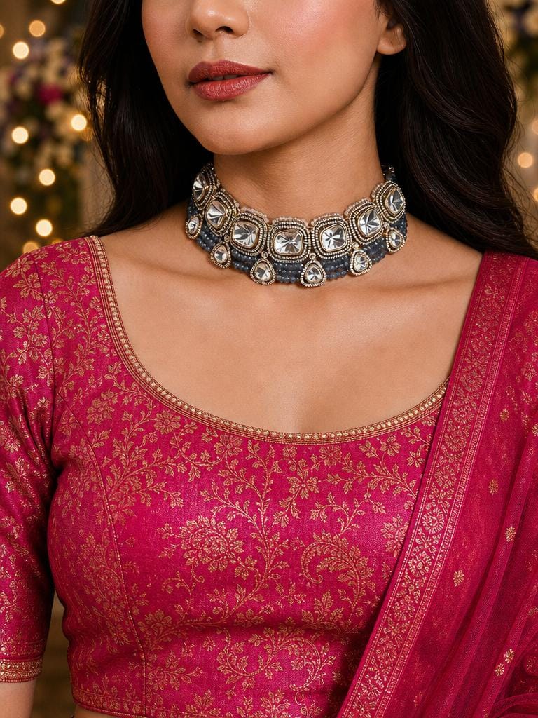Heartfelt Choker With Earrings