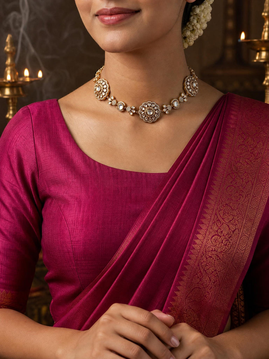 Vaylina Short Necklace