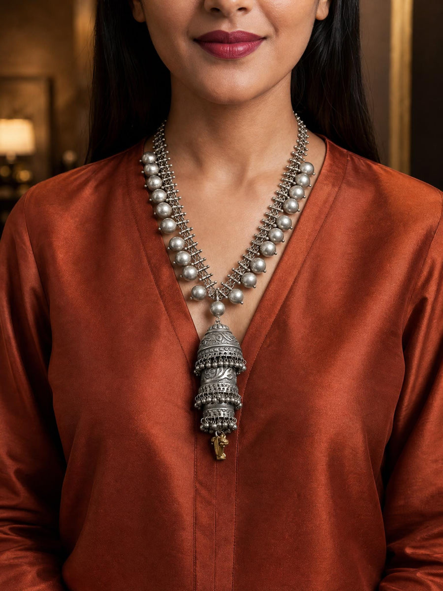 Nayoria Oxidised Necklace
