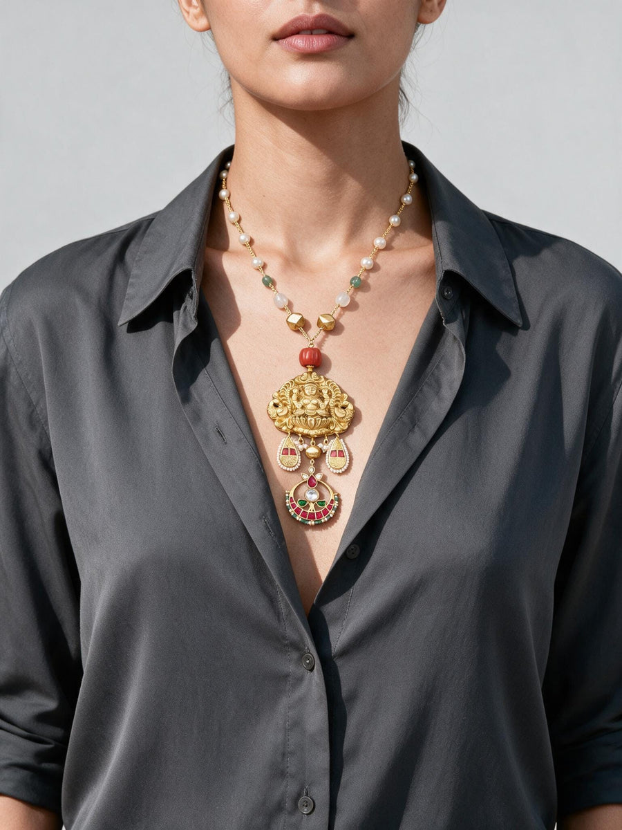 Raveliya Necklace