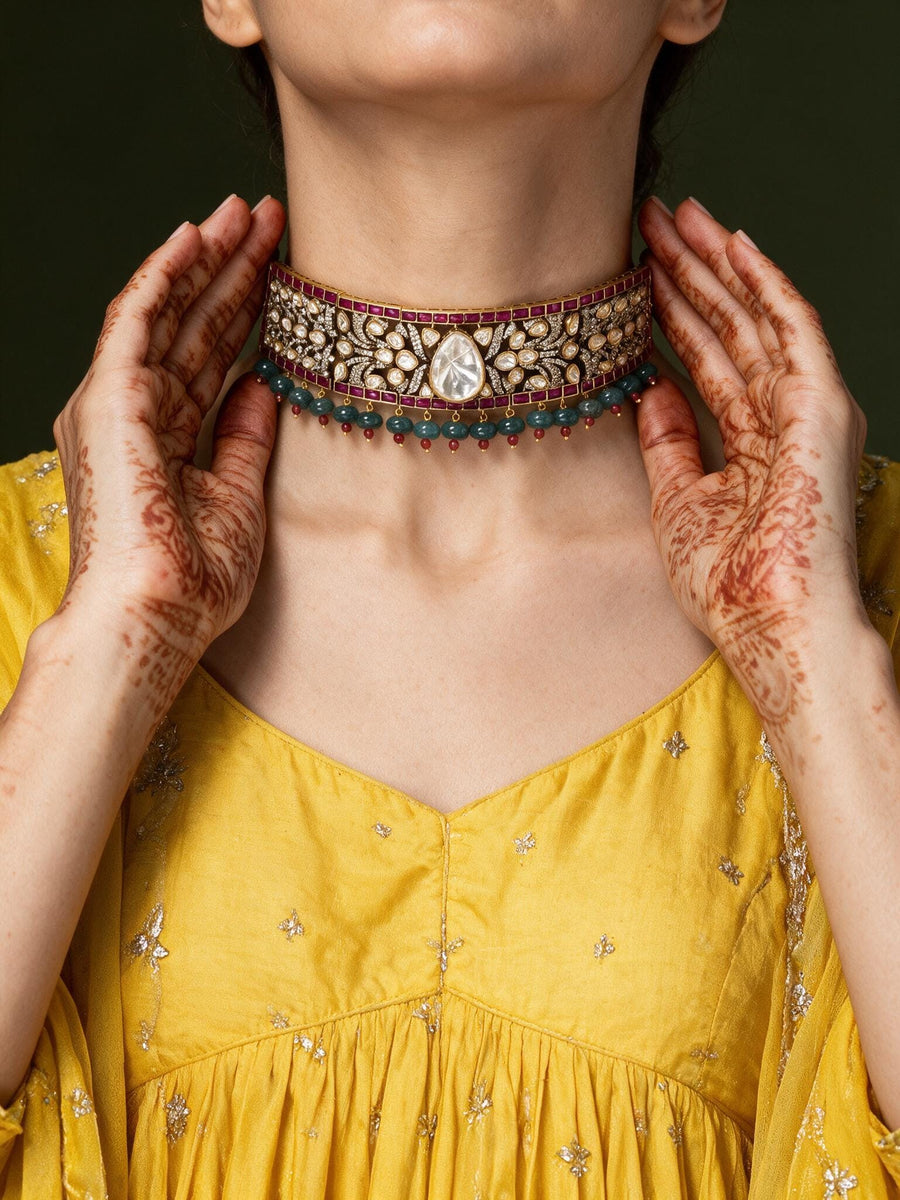 Royal Collar Heritage Choker Set
