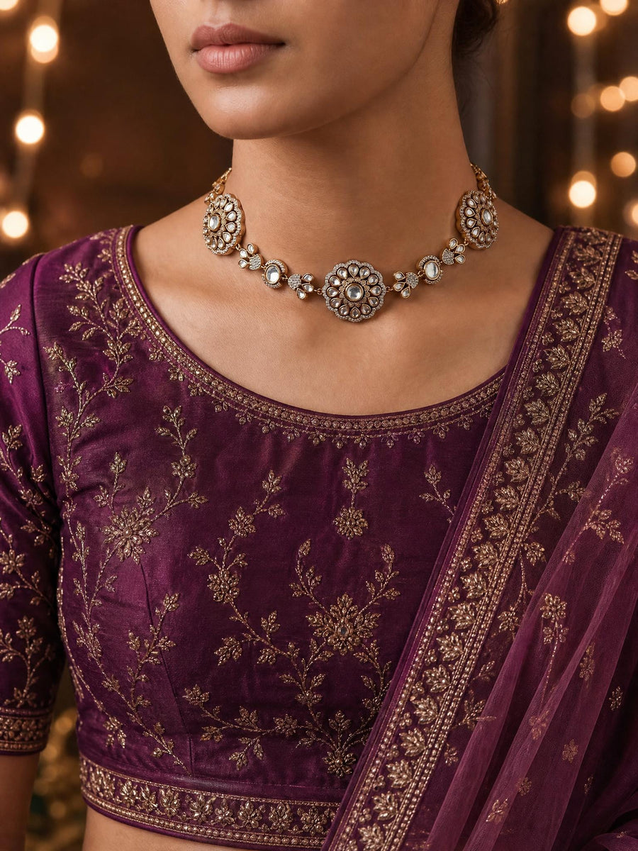 Vaylina Short Necklace