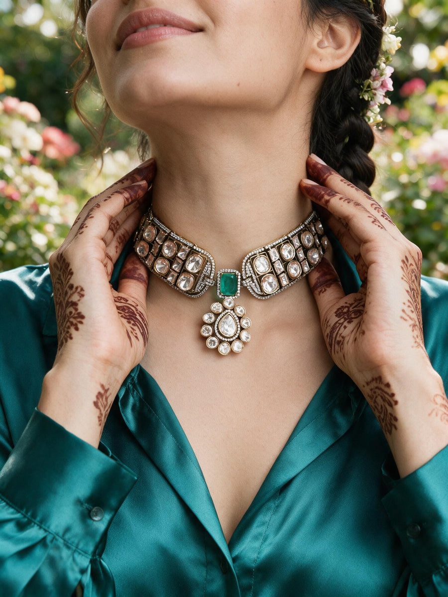 Anaya Necklace Set