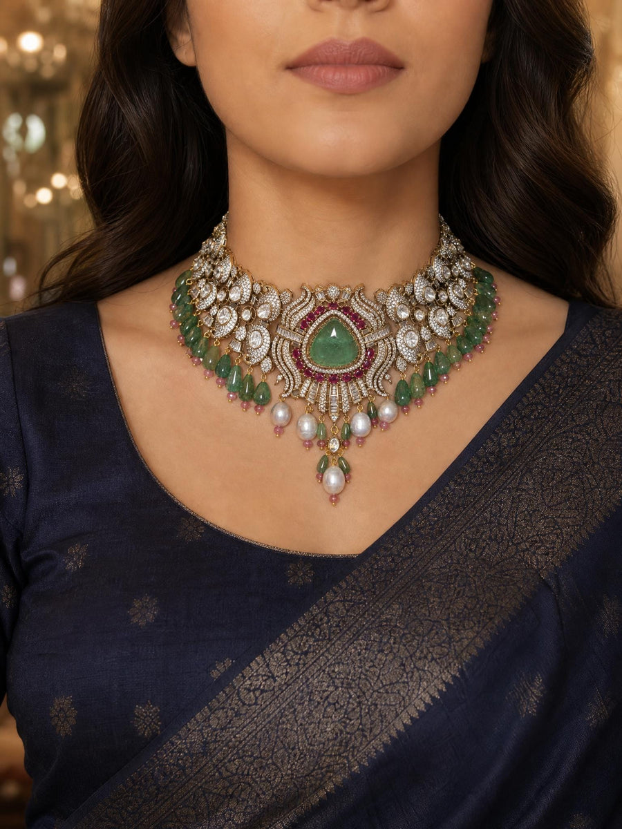 Chinmaya Necklace Set