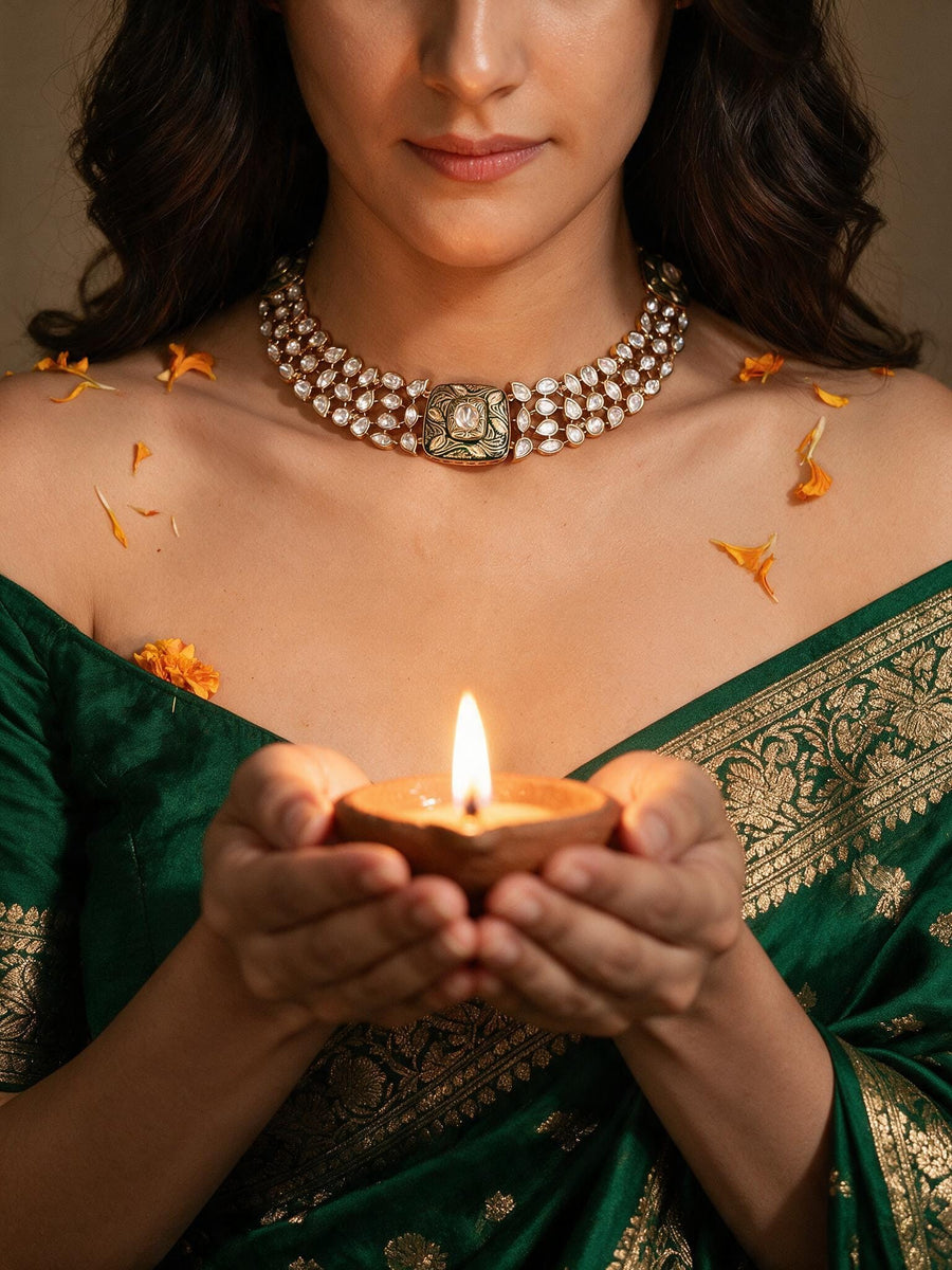 Opulent Golden-Green Choker Necklace Set