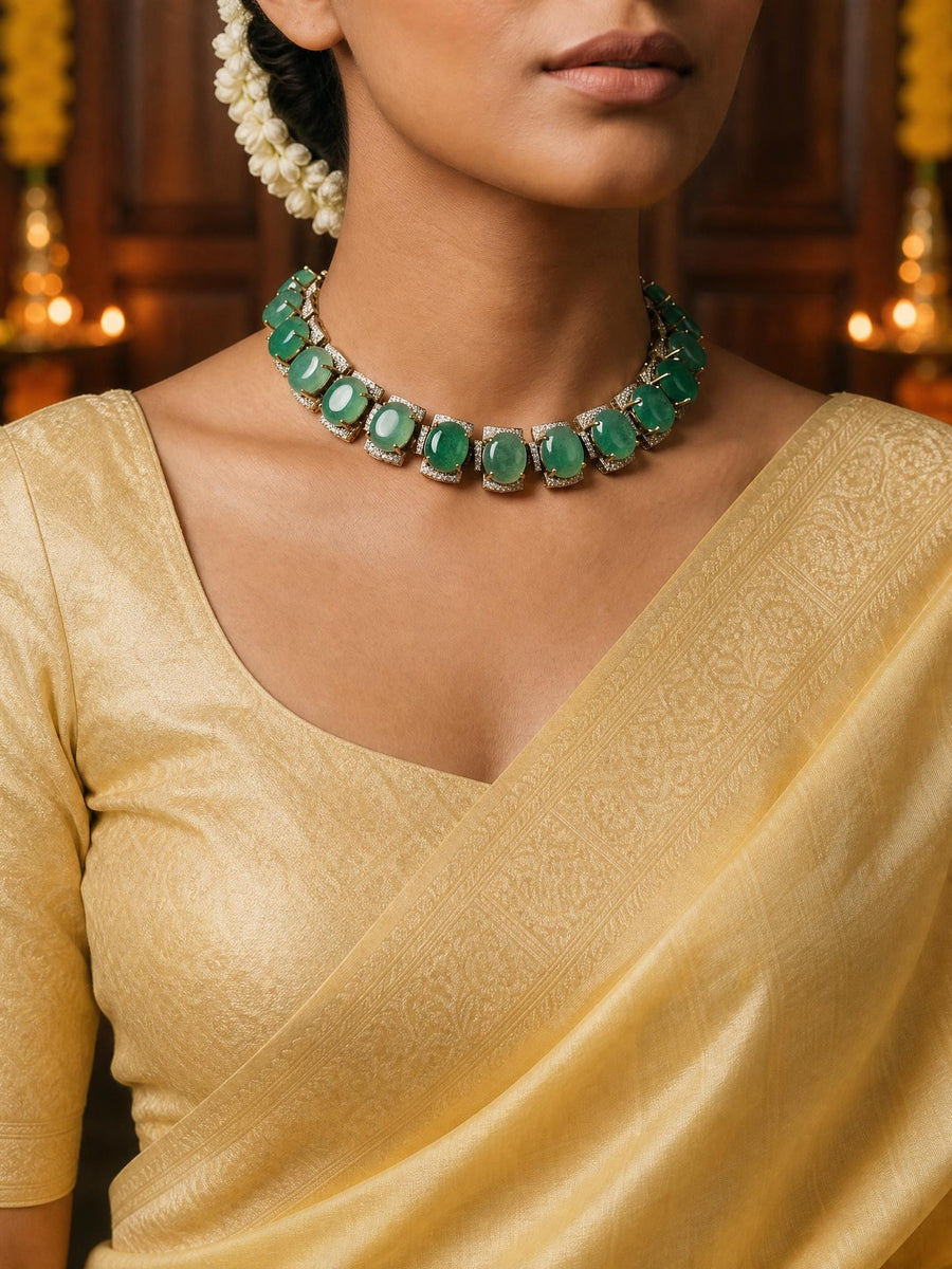 Devani Short Necklace Set