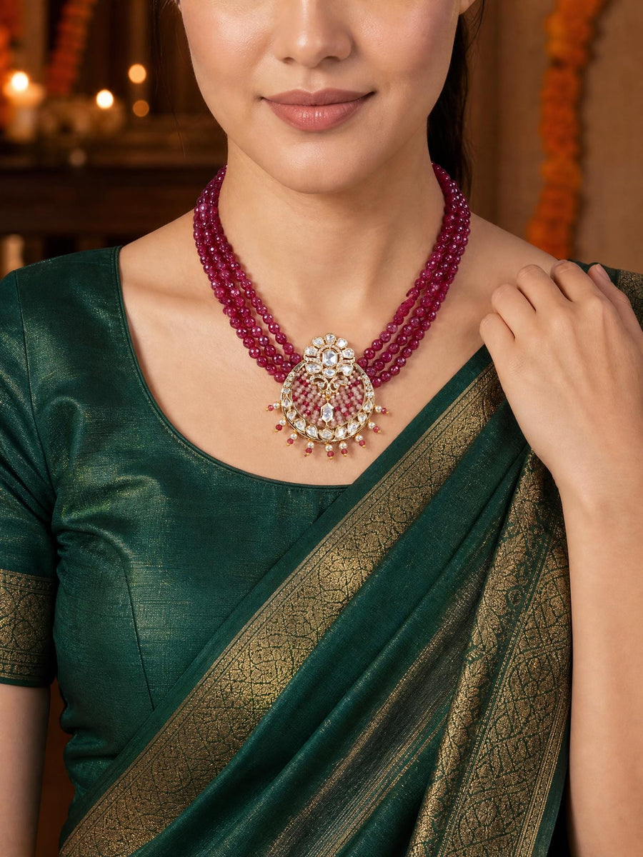 Zaavi Necklace Set