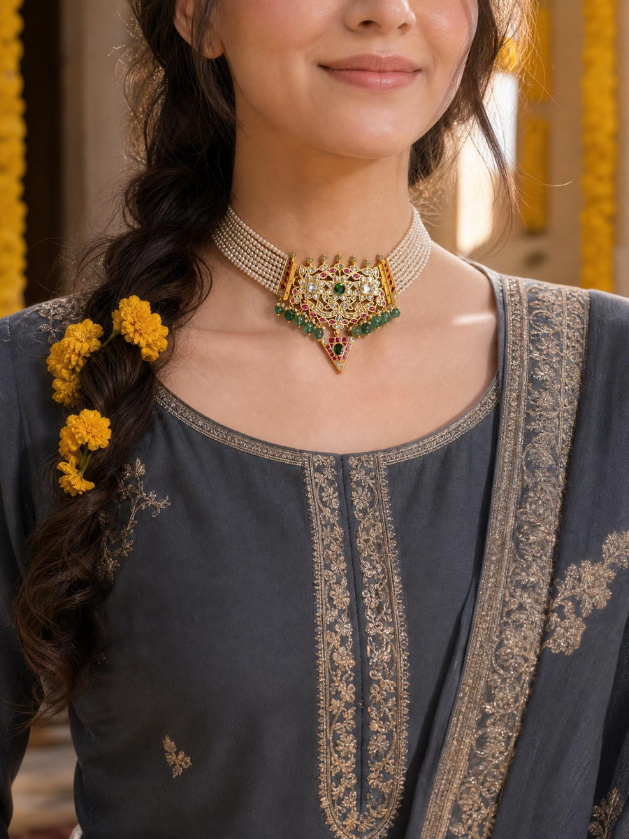 Malvika Necklace Set