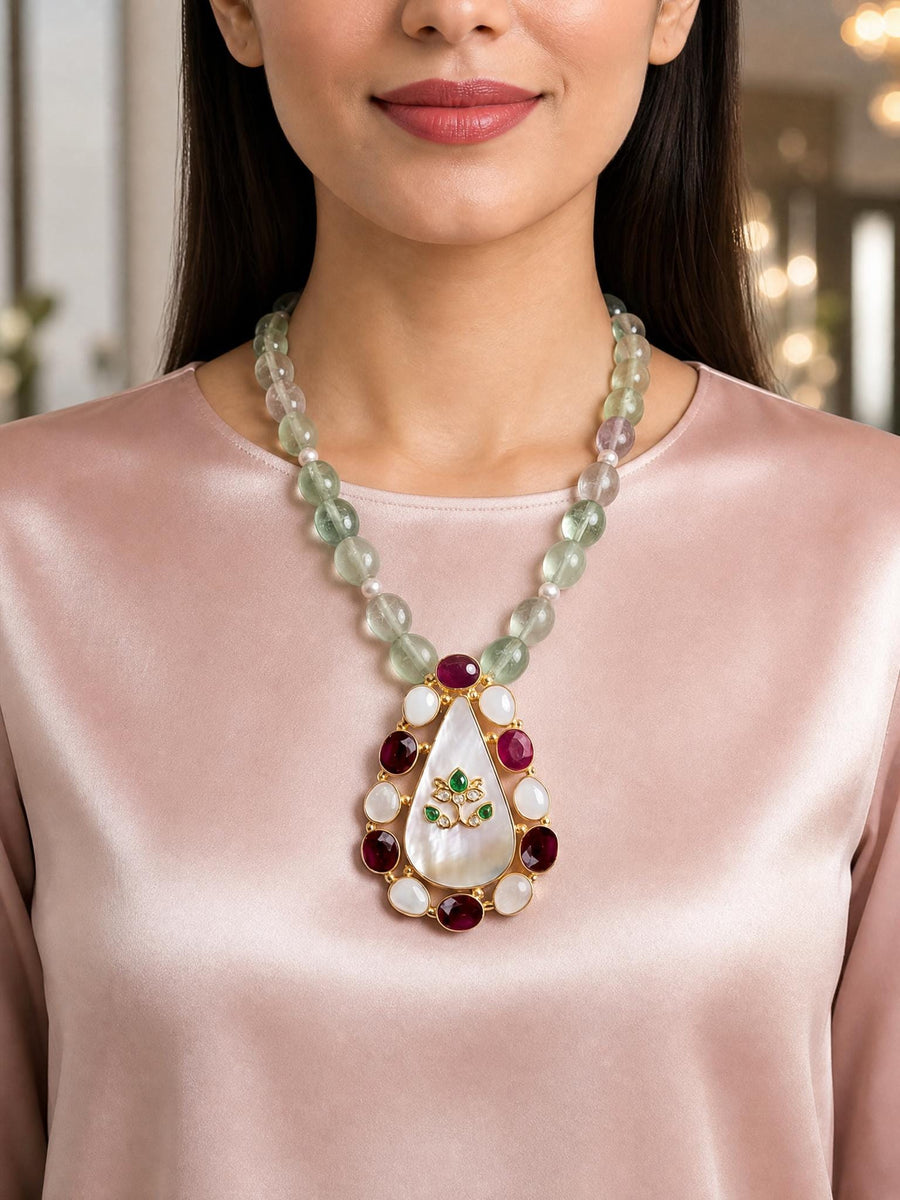 Nirelva Necklace