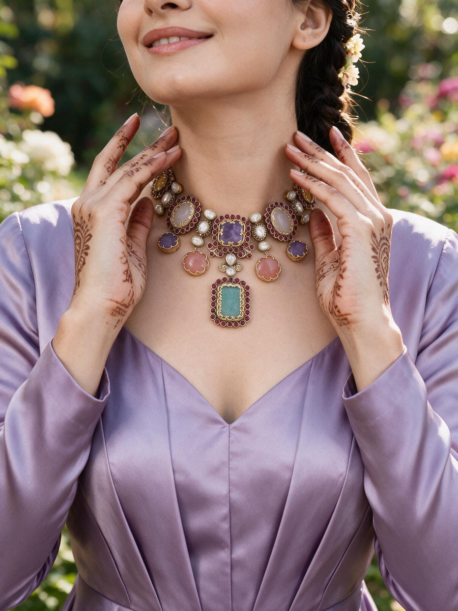 Taika Necklace Set