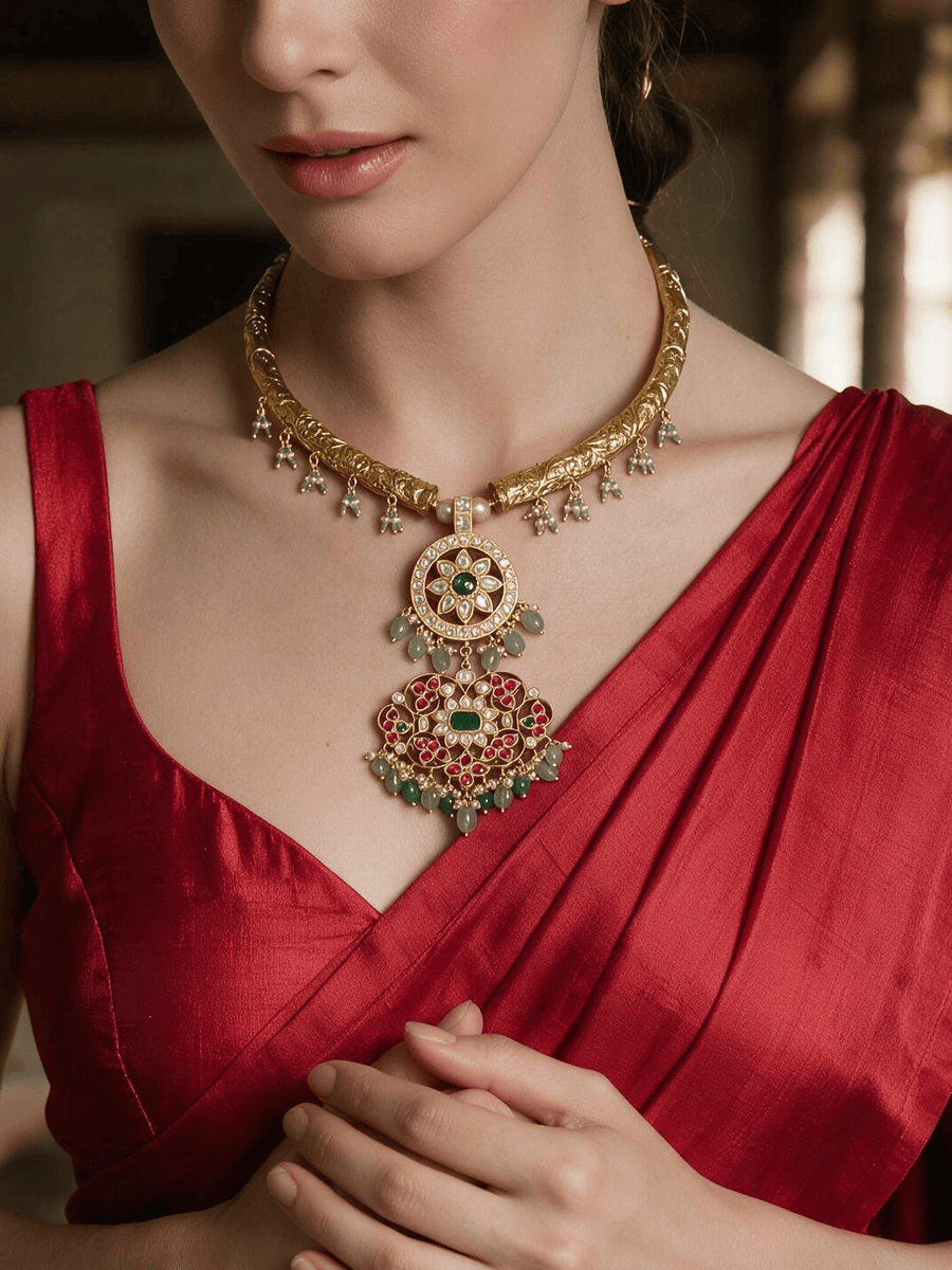 Regal Saaz Heritage Pendant Set