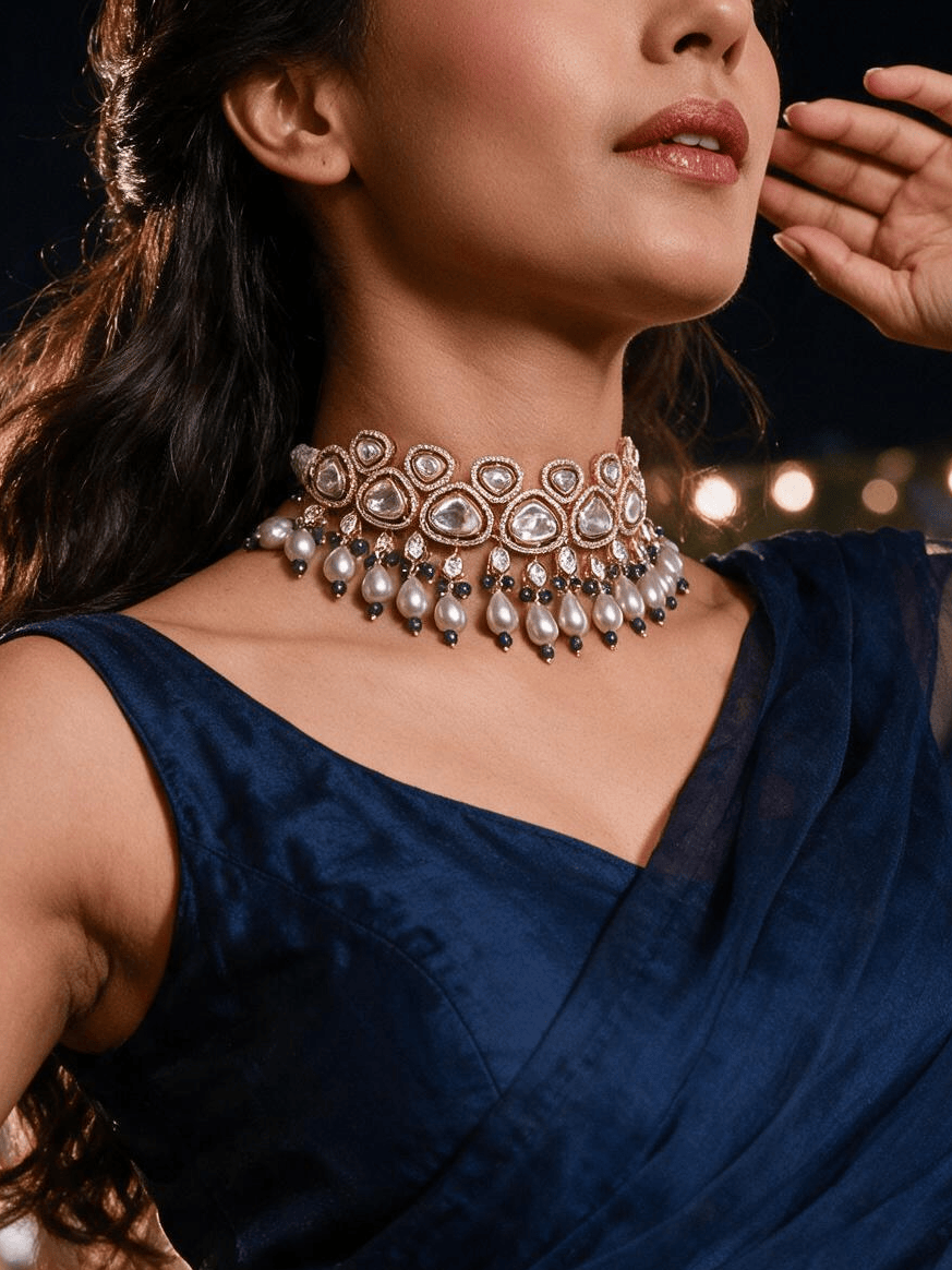 Alluring Choker