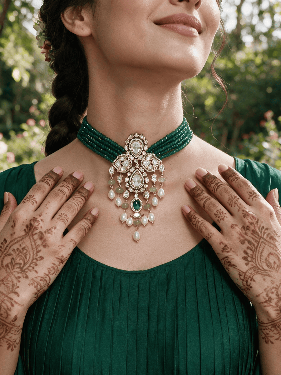 Lush Green Pendant Necklace