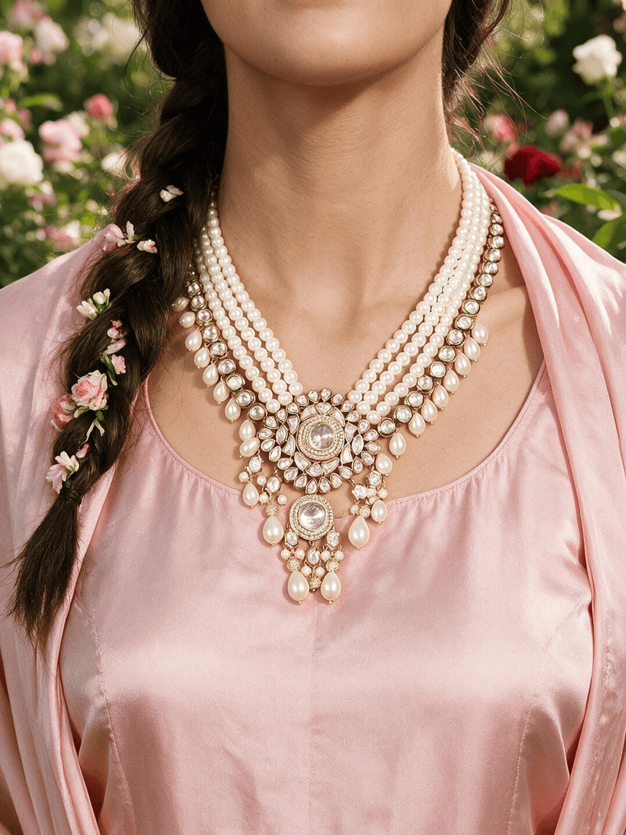 Chic Golden-White Necklace Set