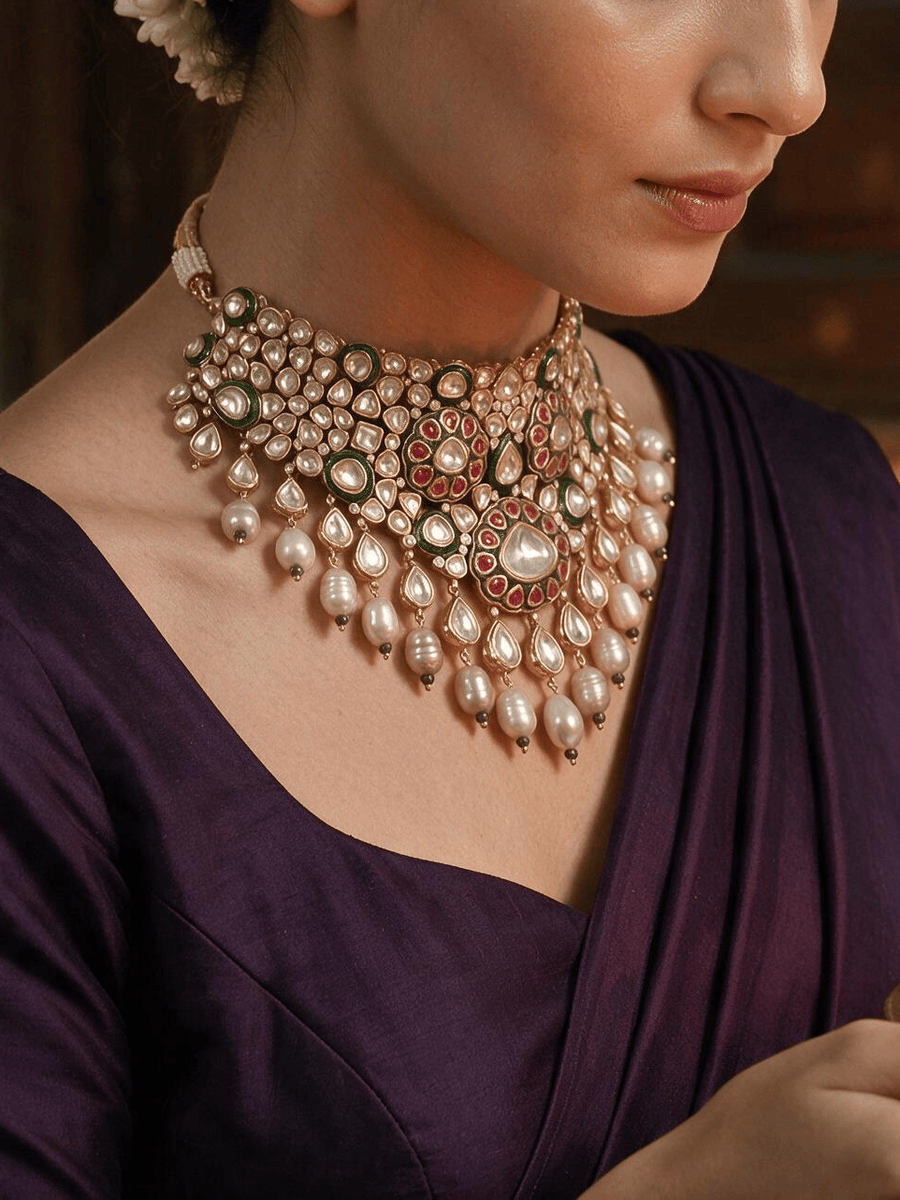 Aurevia Necklace Set