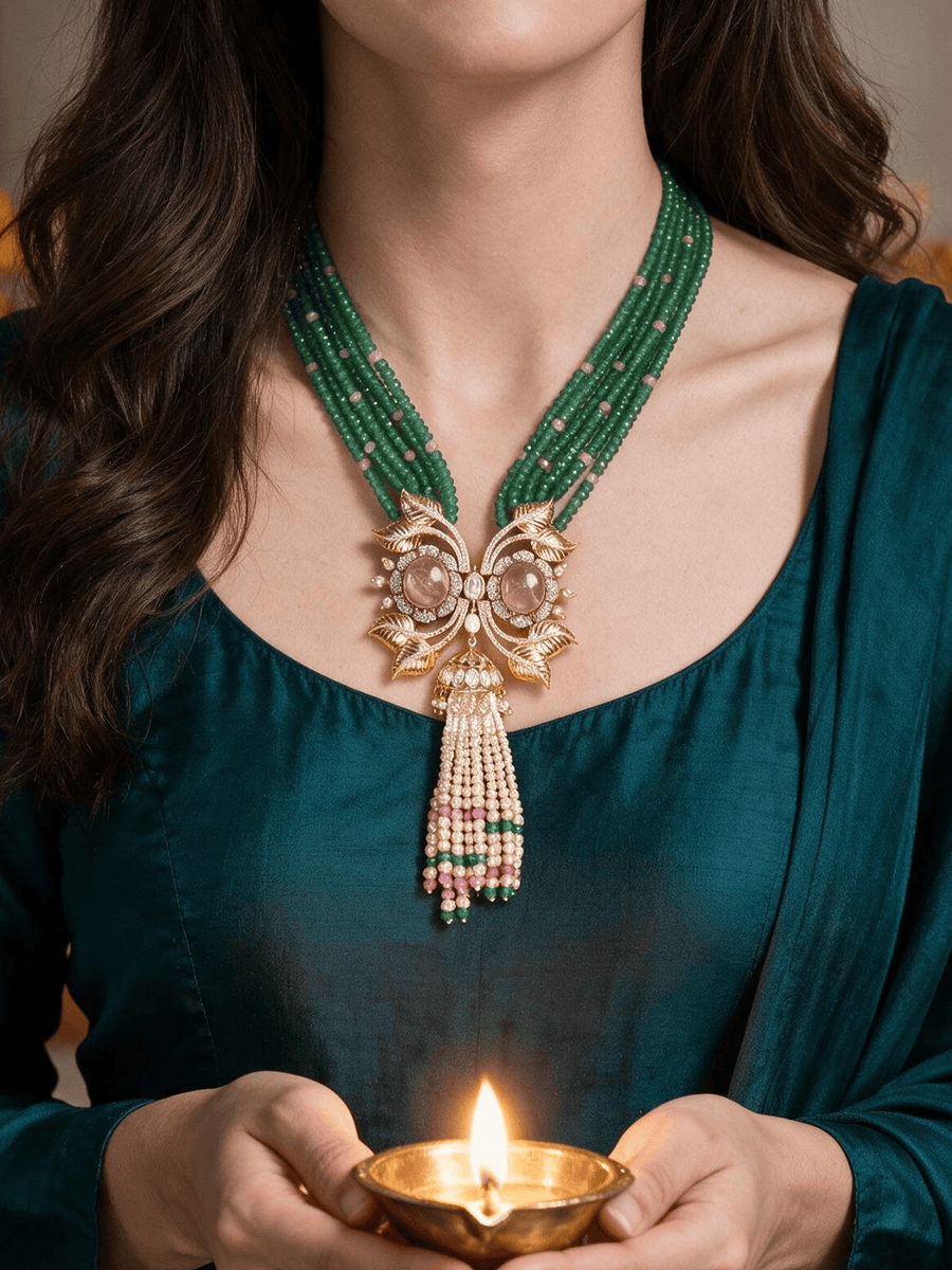 Vihana Necklace