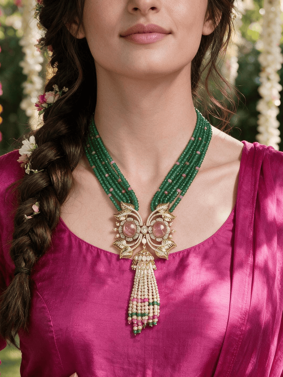 Vihana Necklace