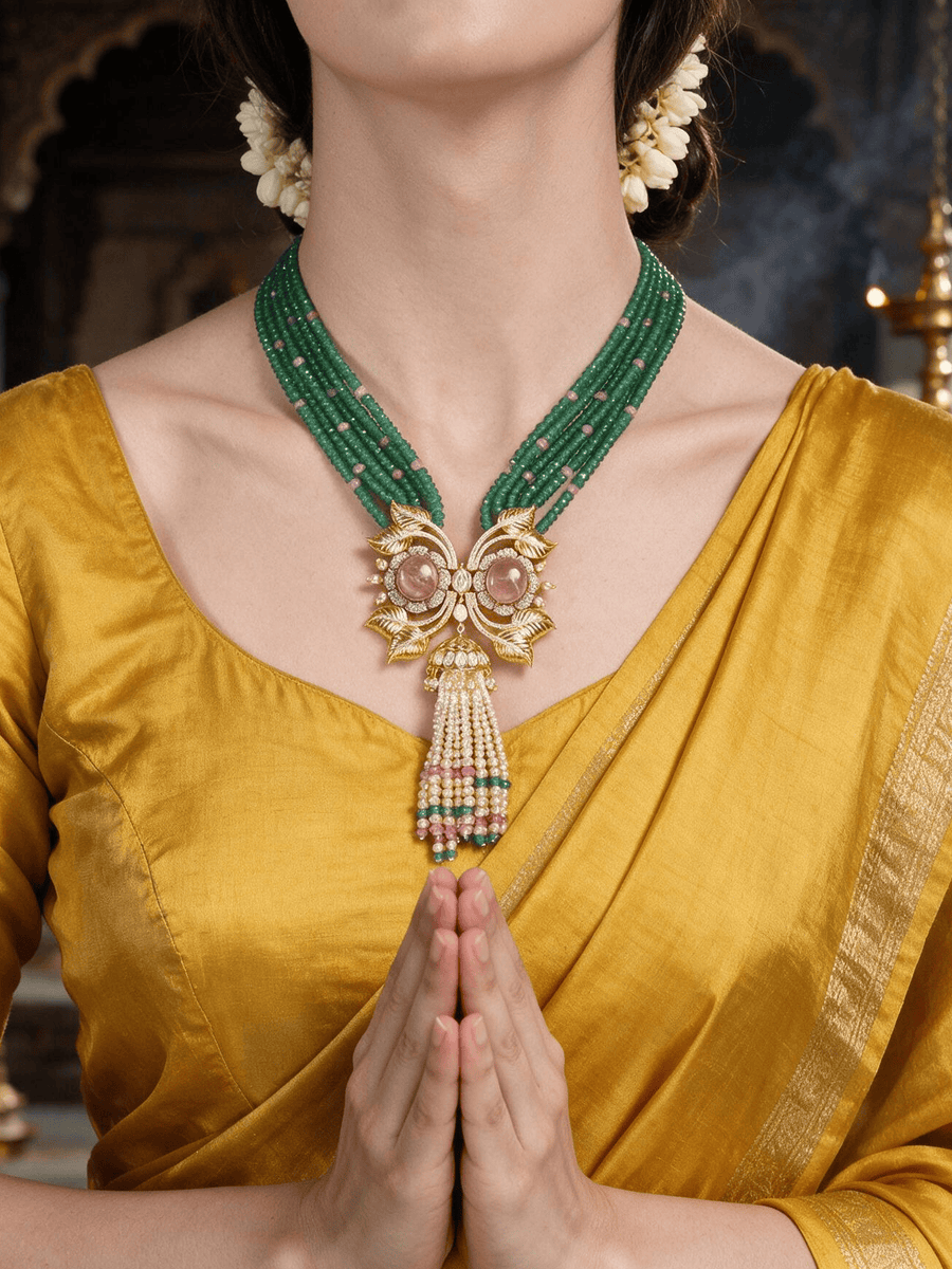 Vihana Necklace