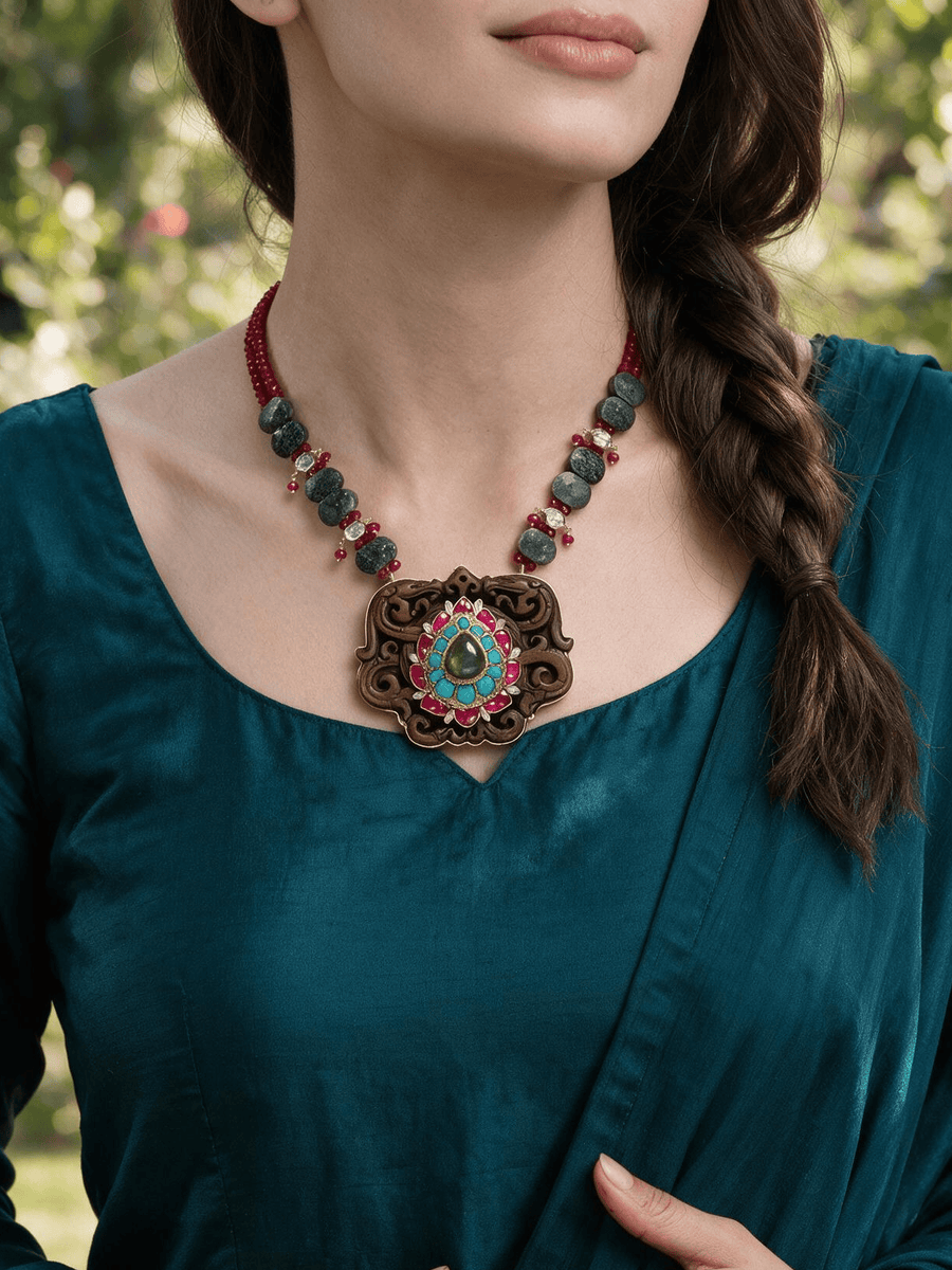 Yashvi Necklace Set