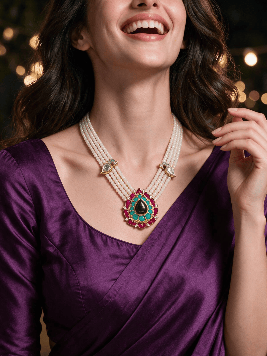 Varnika Necklace Set