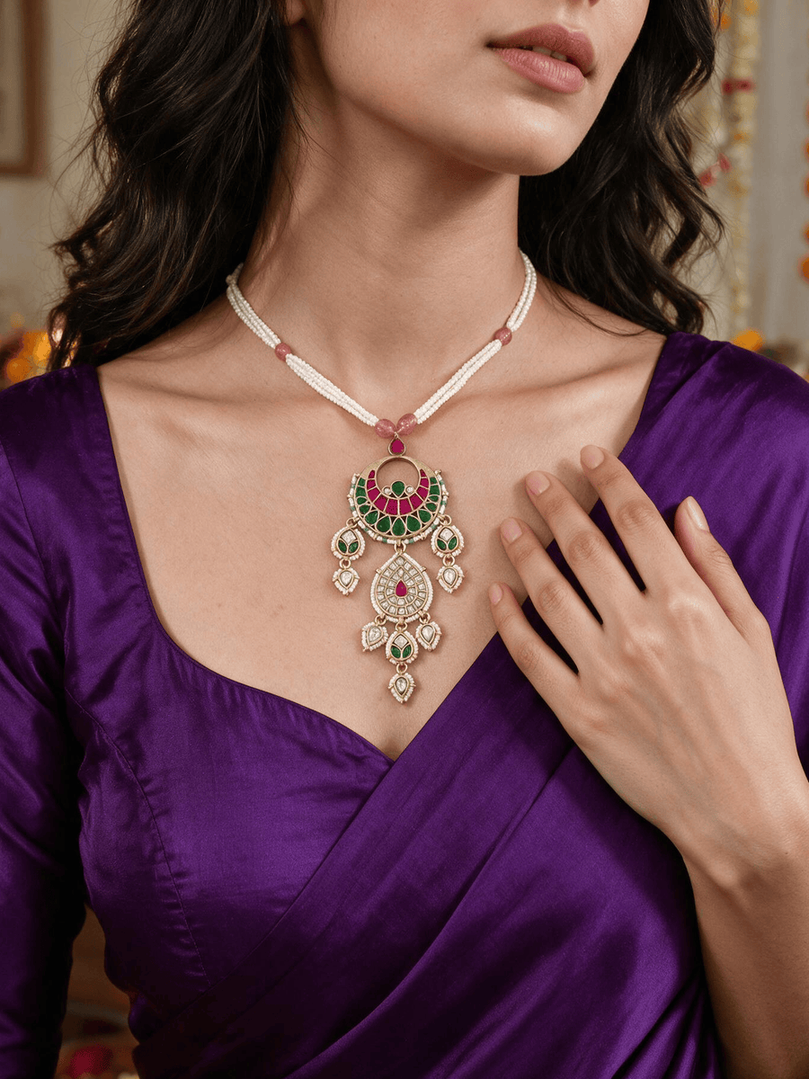 Kina Necklace