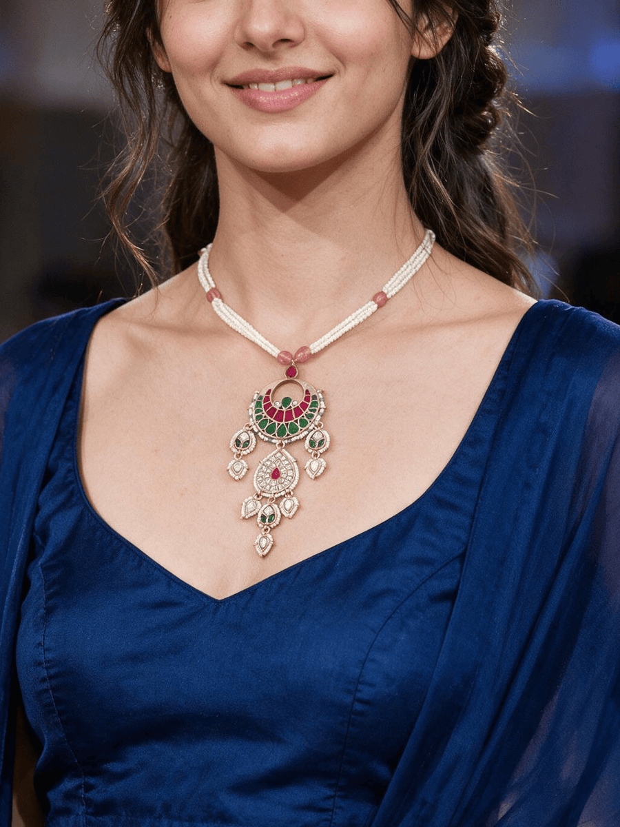 Kina Necklace